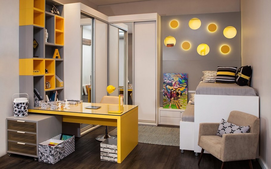 Желтая мебель в детской