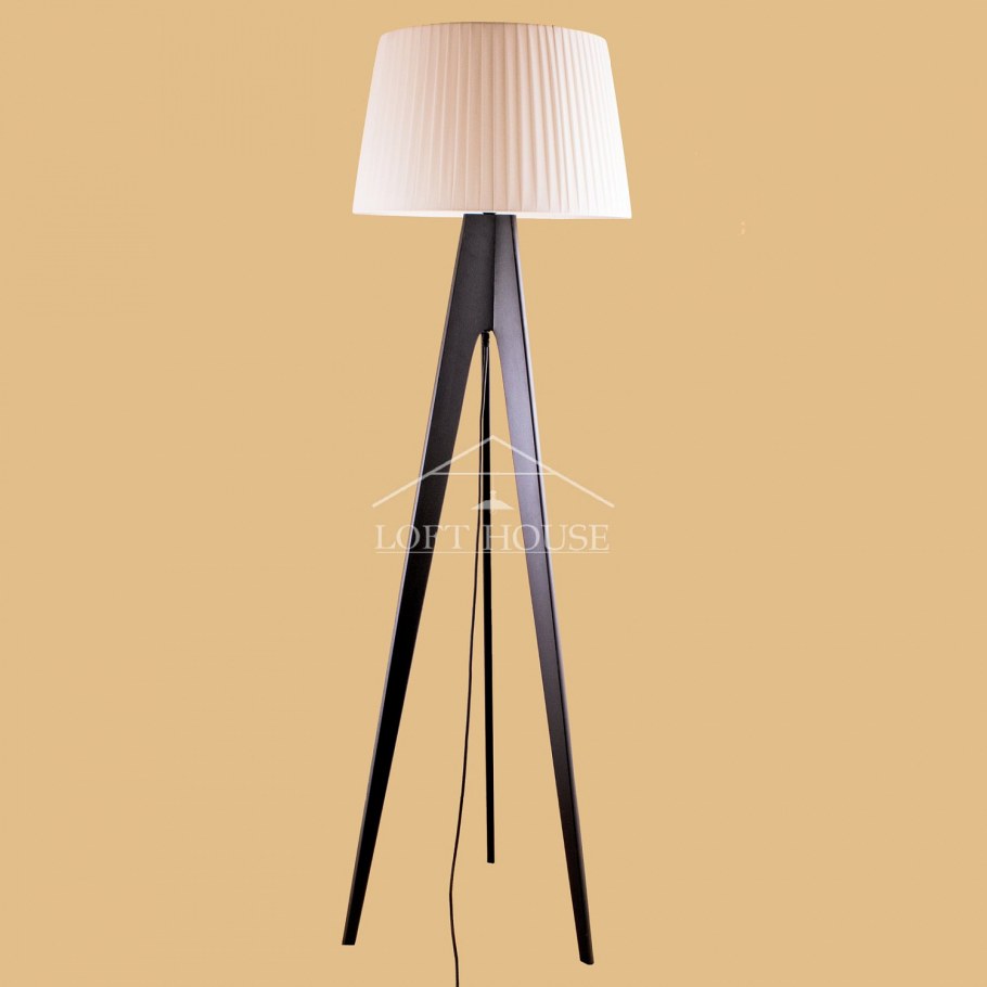 Торшер Loft тренога черная Westlinton EGL