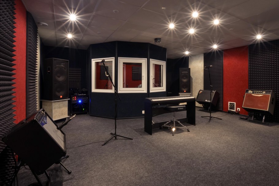 Студия звукозаписи репетиционная база