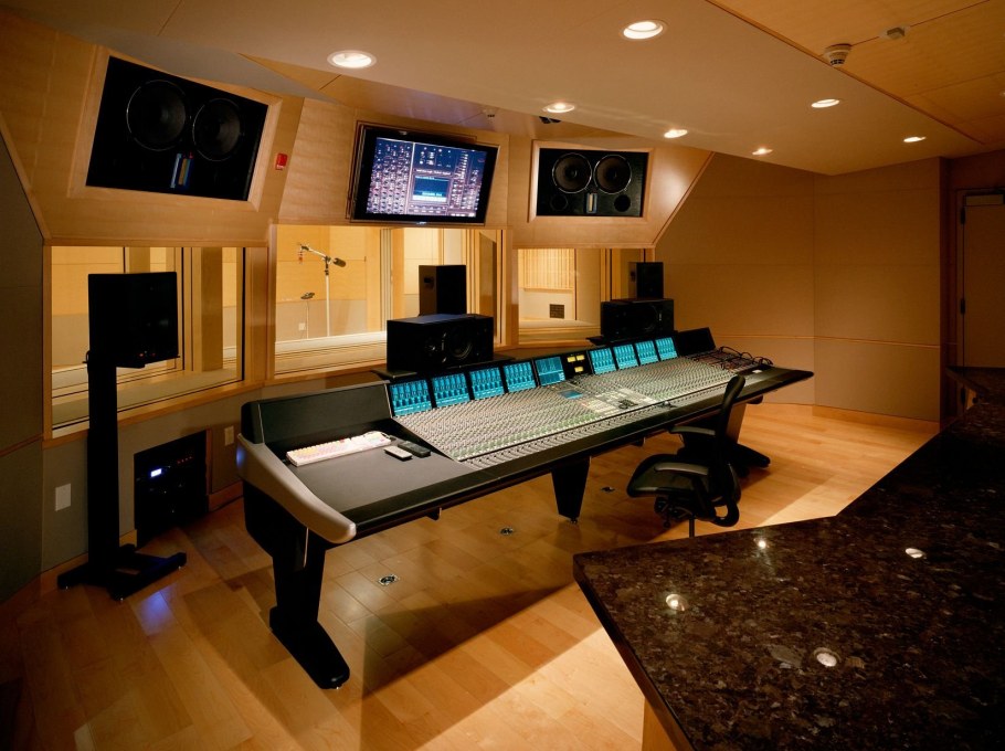 Комната музыкальная студия