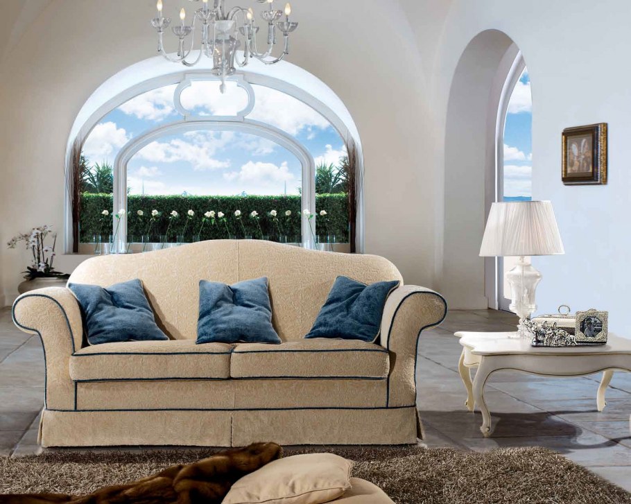 Круглая кровать в классическом стиле