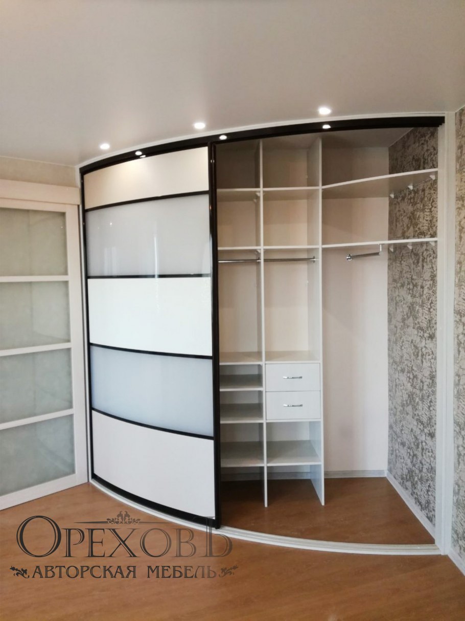 Шкаф купе радиусный Радион l