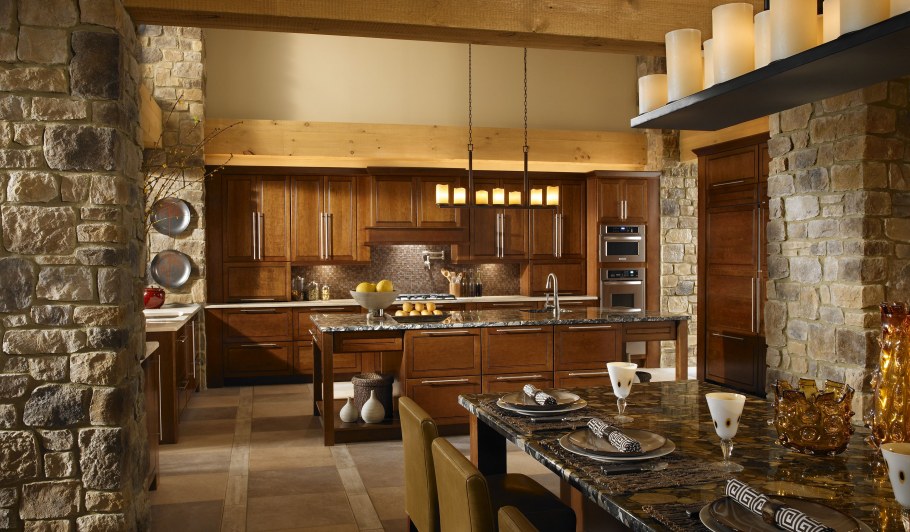 Натуральный камень на кухне
