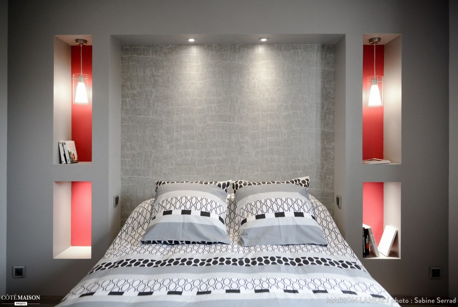 Ниши в изголовье кровати