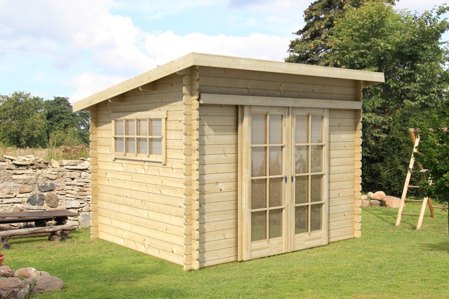 Летний дом из досок