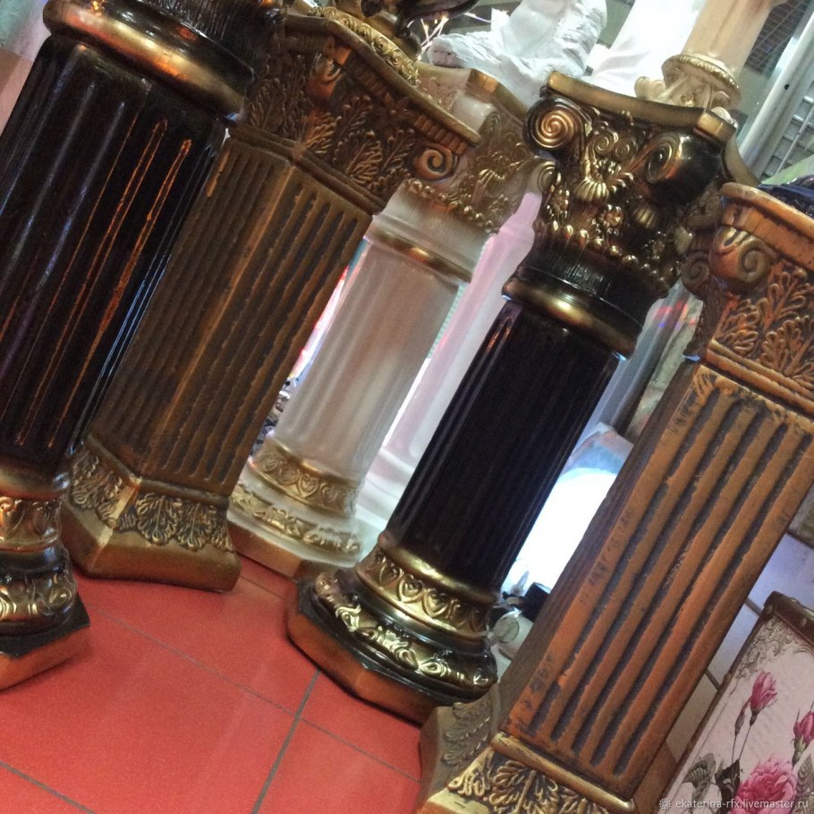 Патина на колоннах