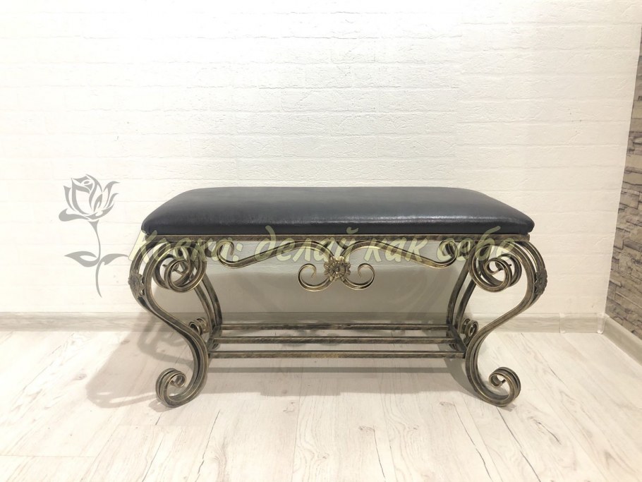 Подставка под цветы колонна