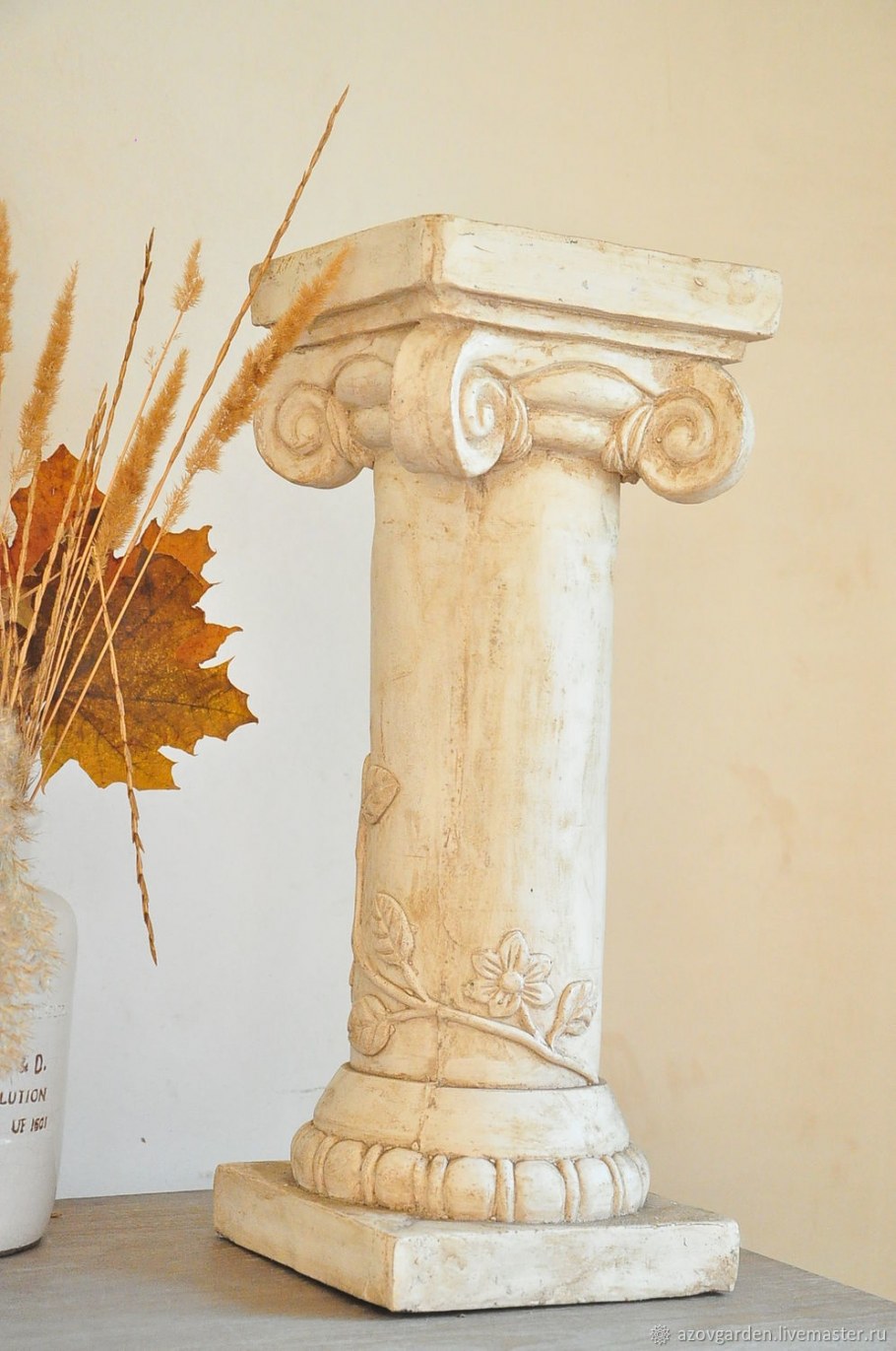 Свечной постамент