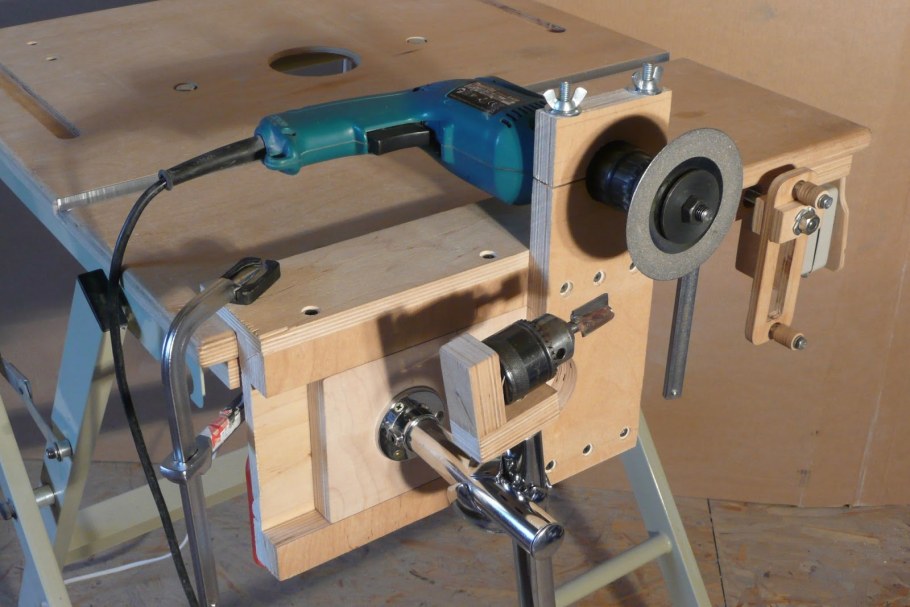 Станок для заточки фрез по дереву для ручного фрезера