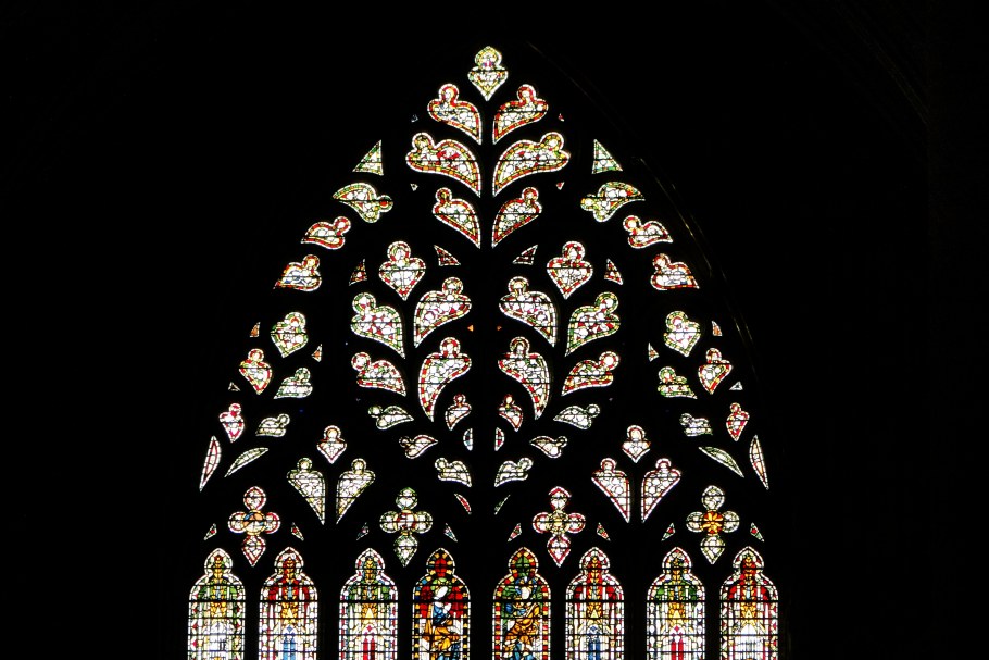 Окна в готическом стиле