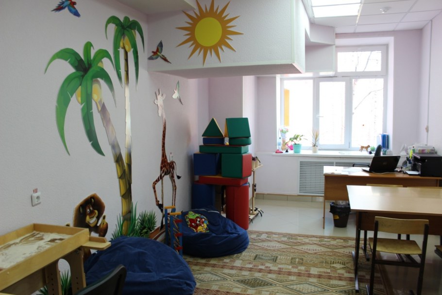 Украшение рекреации в детском саду