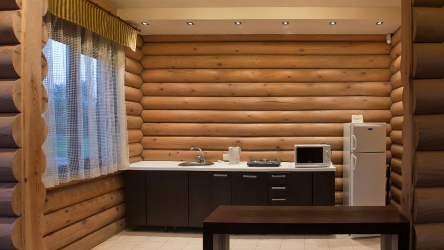 Спальня отделанная блок хаусом