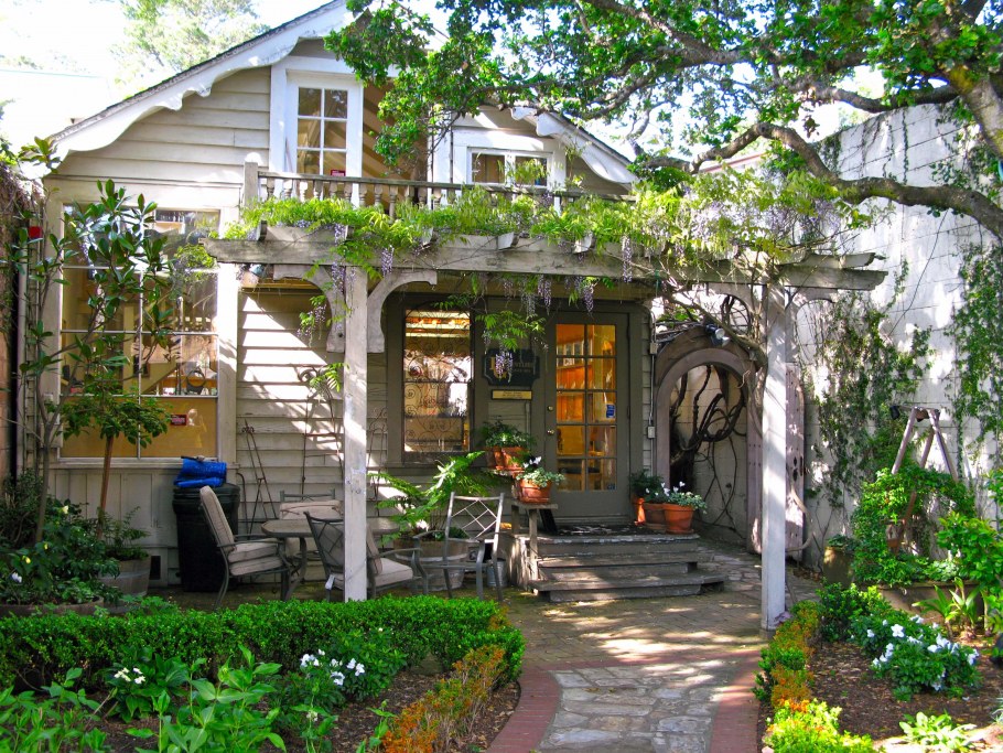 Красивые уютные Дворики