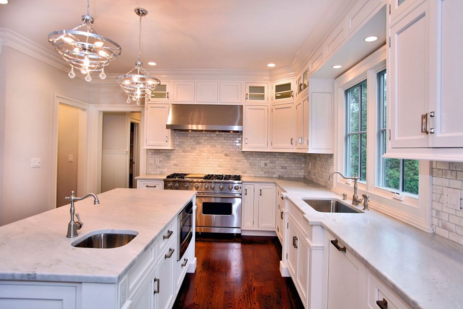 Кухня 20 кв.м в частном доме