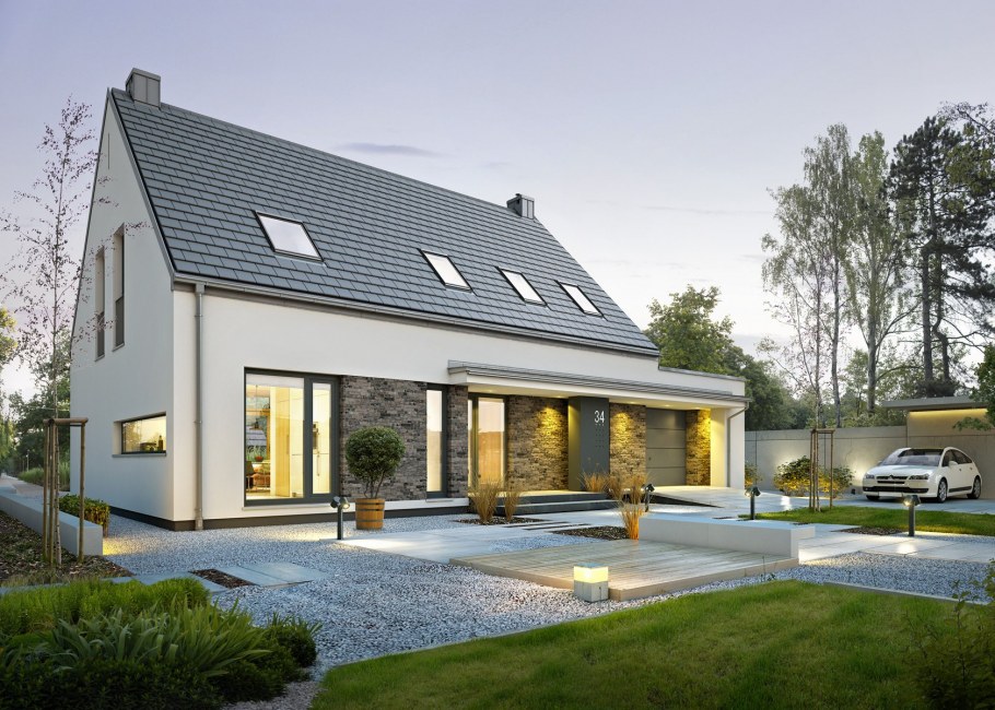 Современный дом с мансардой