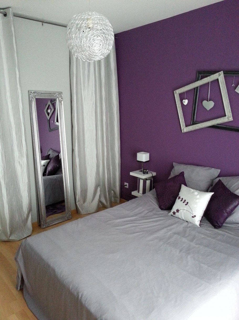 Фиолетовые шторы в спальню