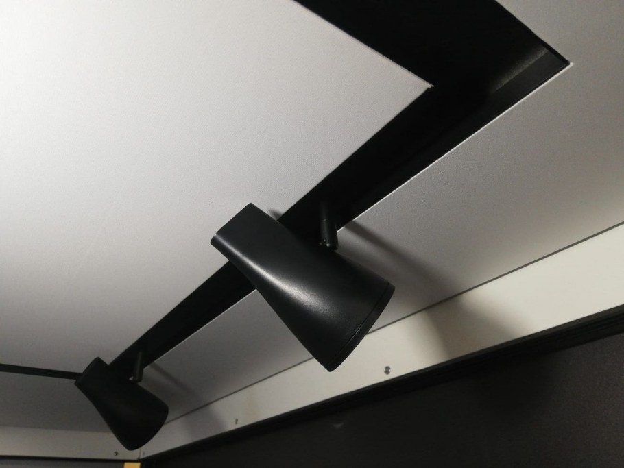 Slott профиль для натяжных потолков