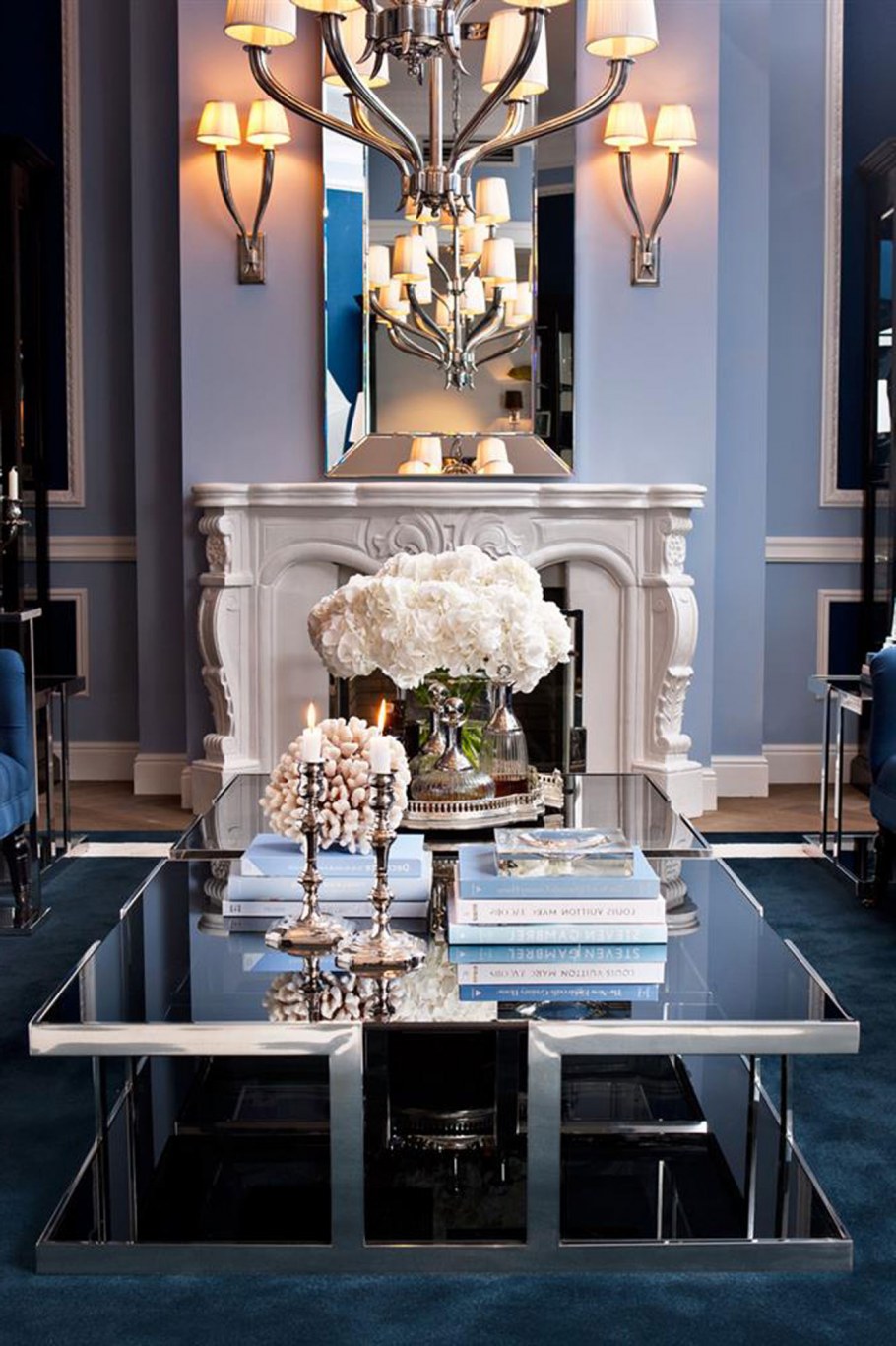 Роскошный интерьер в темных тонах