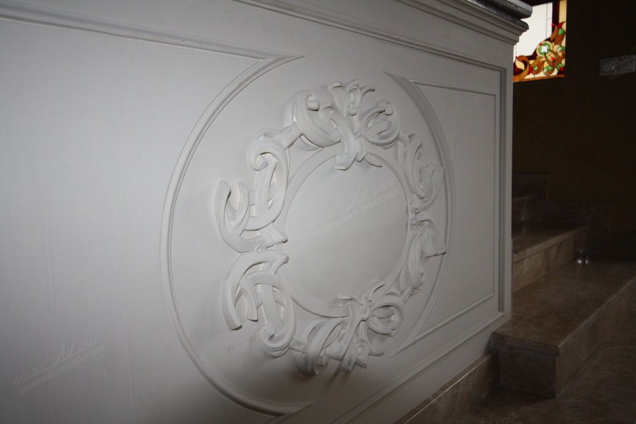 Лепнина на потолке