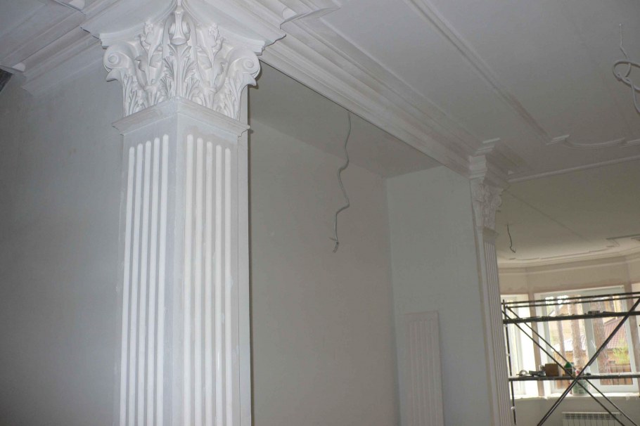 Лепнина в парадной