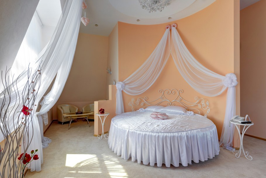 Спальня для молодожёнов