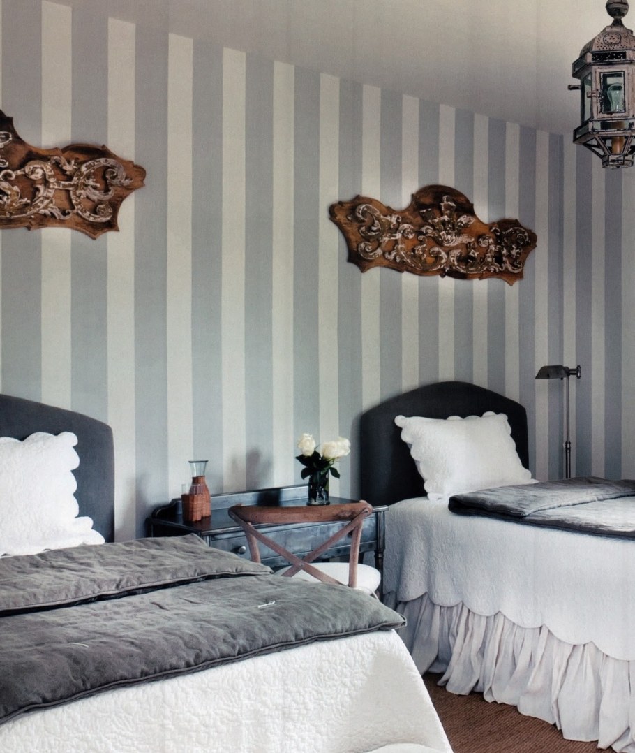 Горизонтальные полосы в интерьере