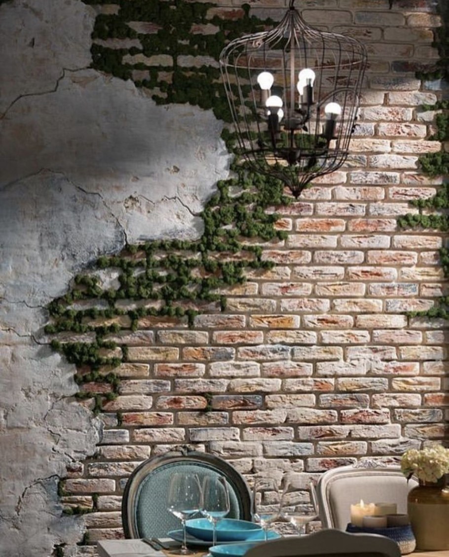 Декор стены из декоративного кирпича