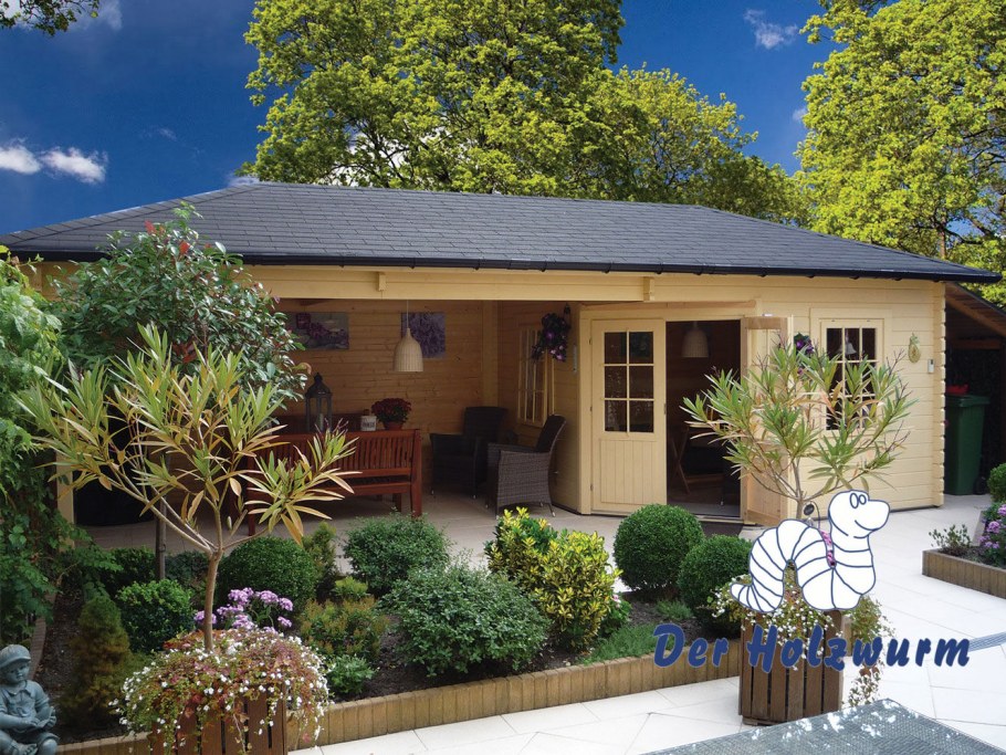 Маленькие садовые домики с террасой