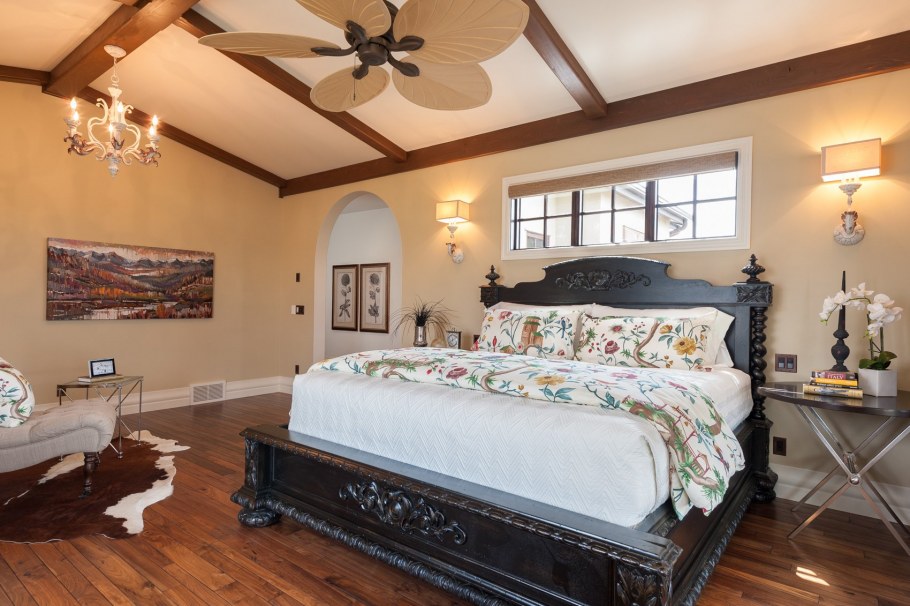 Фальшбалки в интерьере Шале