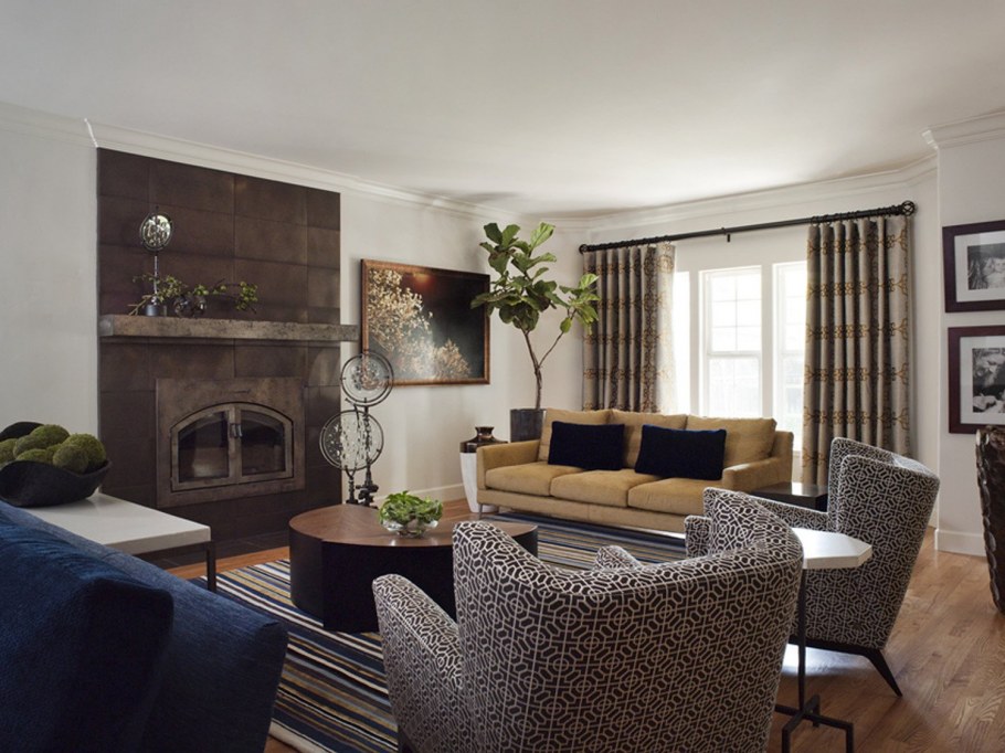 Коричневый цвет в интерьере гостиной