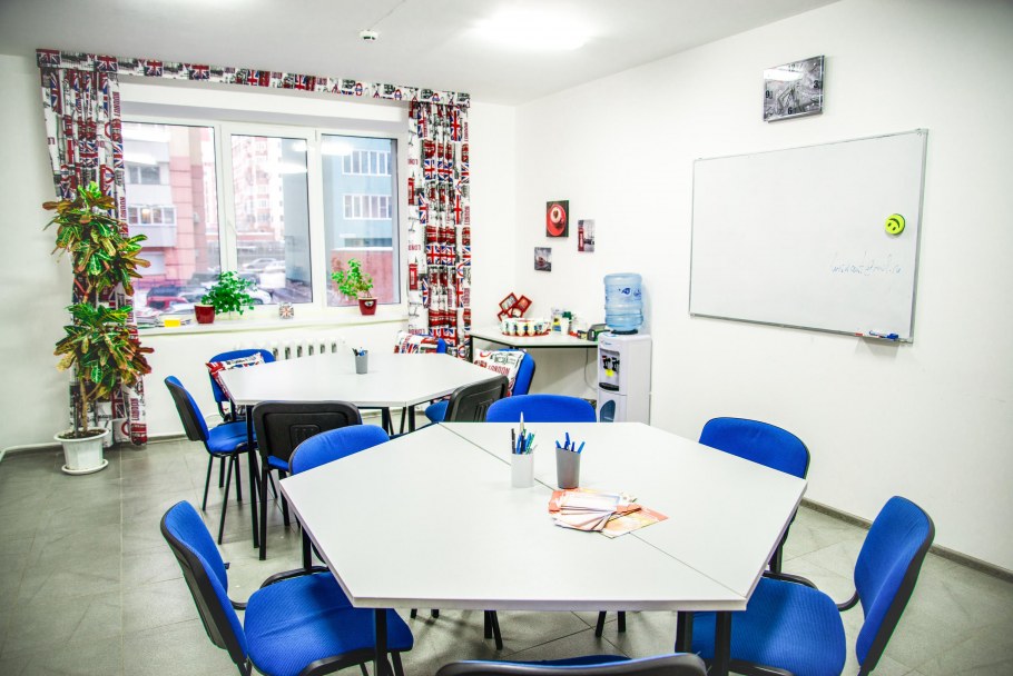 Современный кабинет иностранного языка