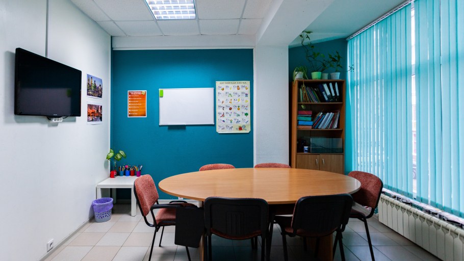 Интерьер фойе офиса