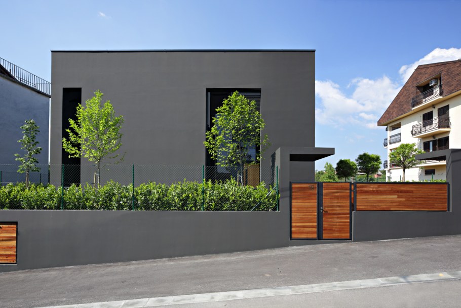 Современный забор для загородного дома Минимализм