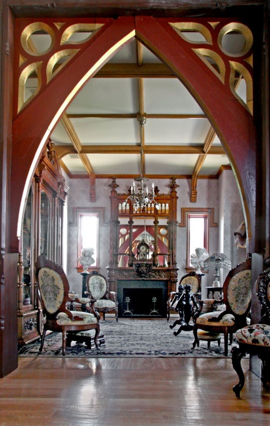 Готический интерьер Адамс