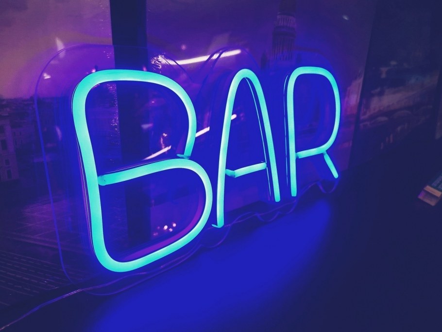 Неон бар Санкт-Петербург