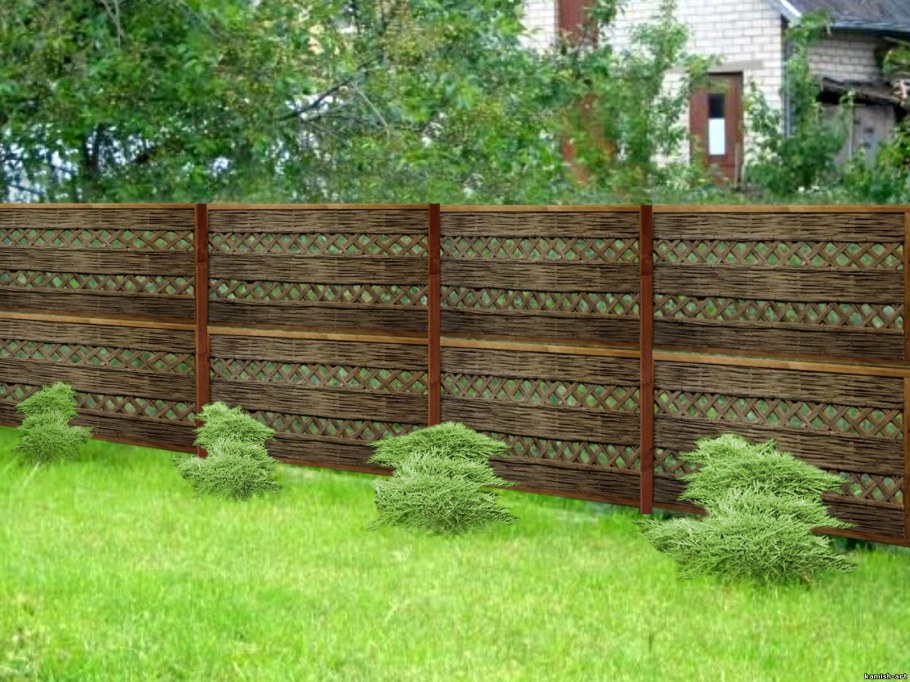 Забор бетонный столб деревянный штакетник