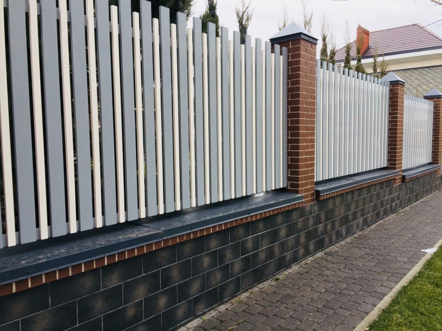 Деревянный забор для палисадника