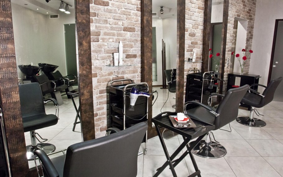 Интерьер парикмахерской в стиле лофт