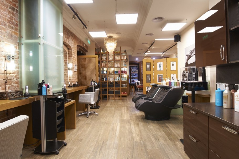 Маникюрный салон в стиле лофт