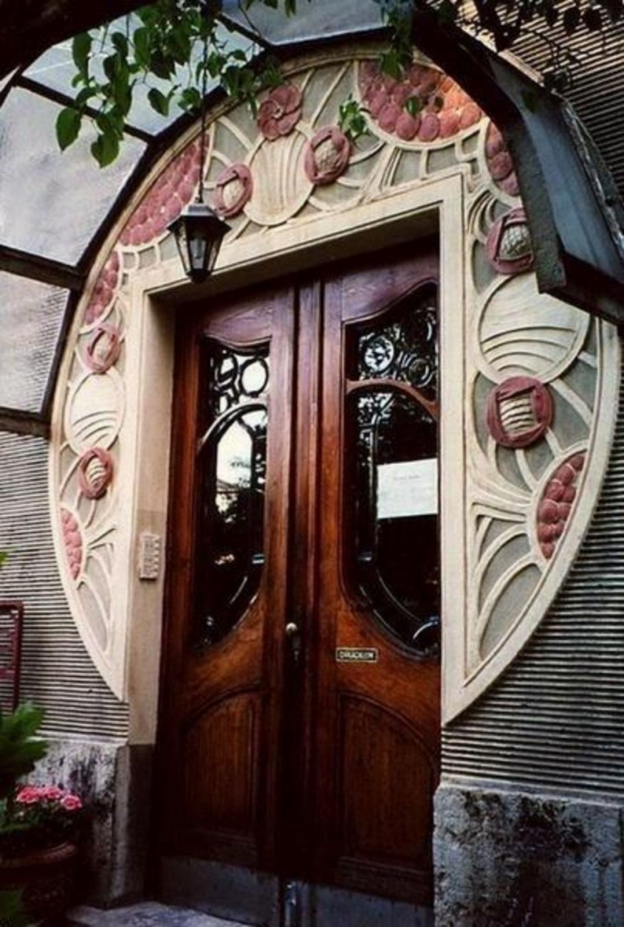 Необычные двери Эстетика