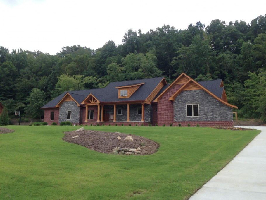 Загородный дом в стиле ранчо