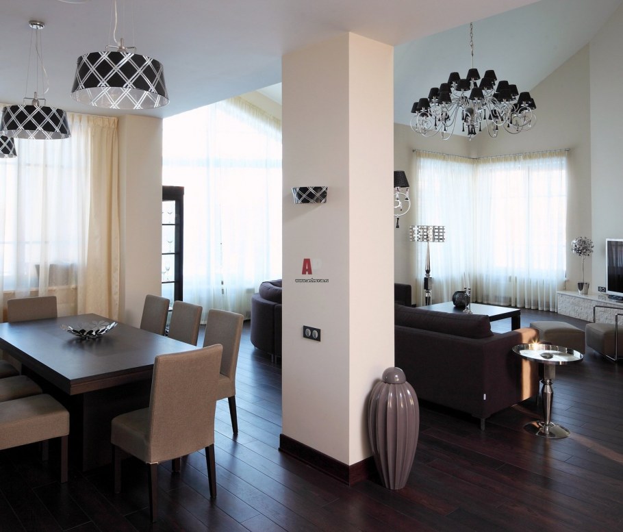 Кухня гостиная с колоннами