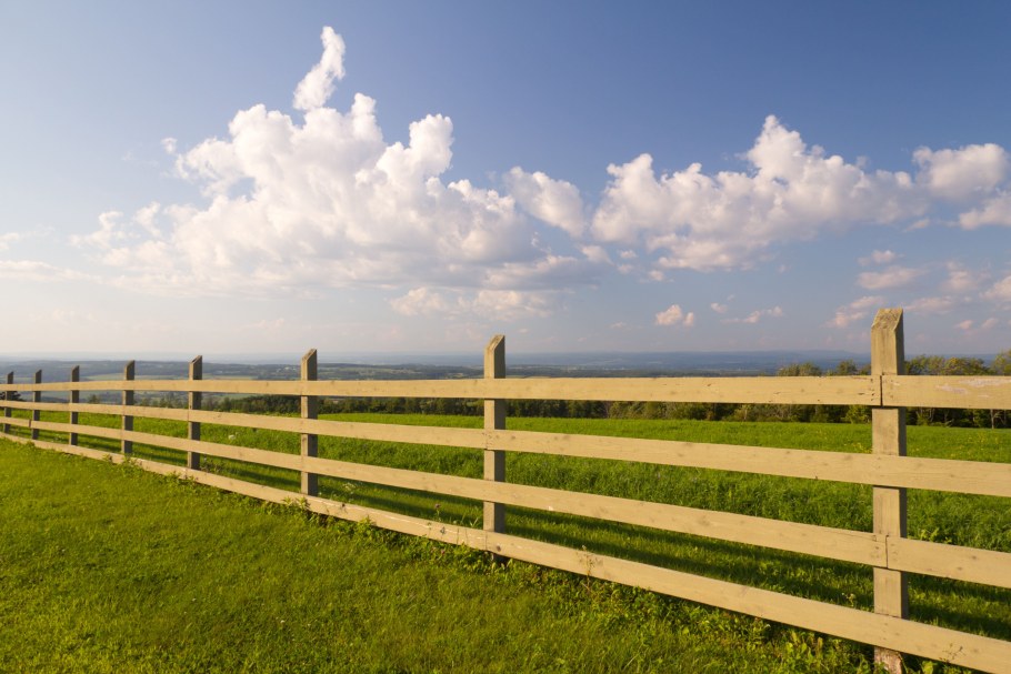 Красивые Деревенские заборы