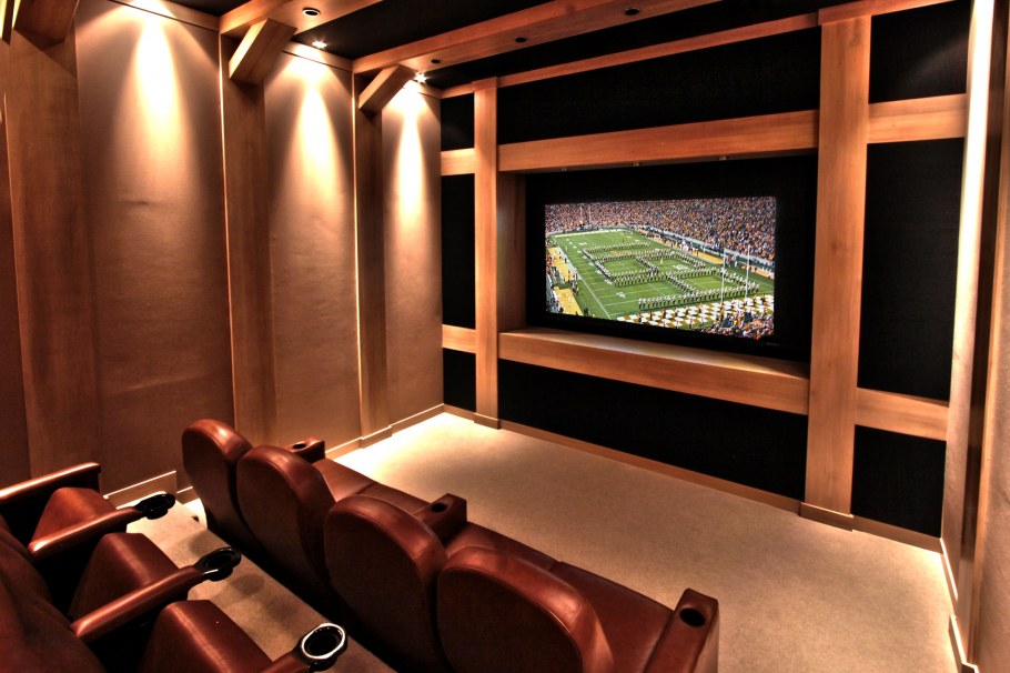 Охранная комната в театре