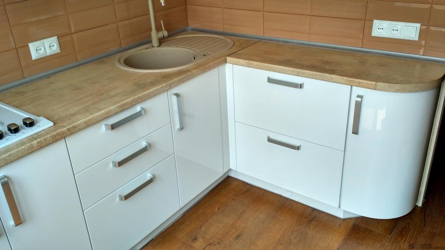 Гранит Белла Вайт столешница