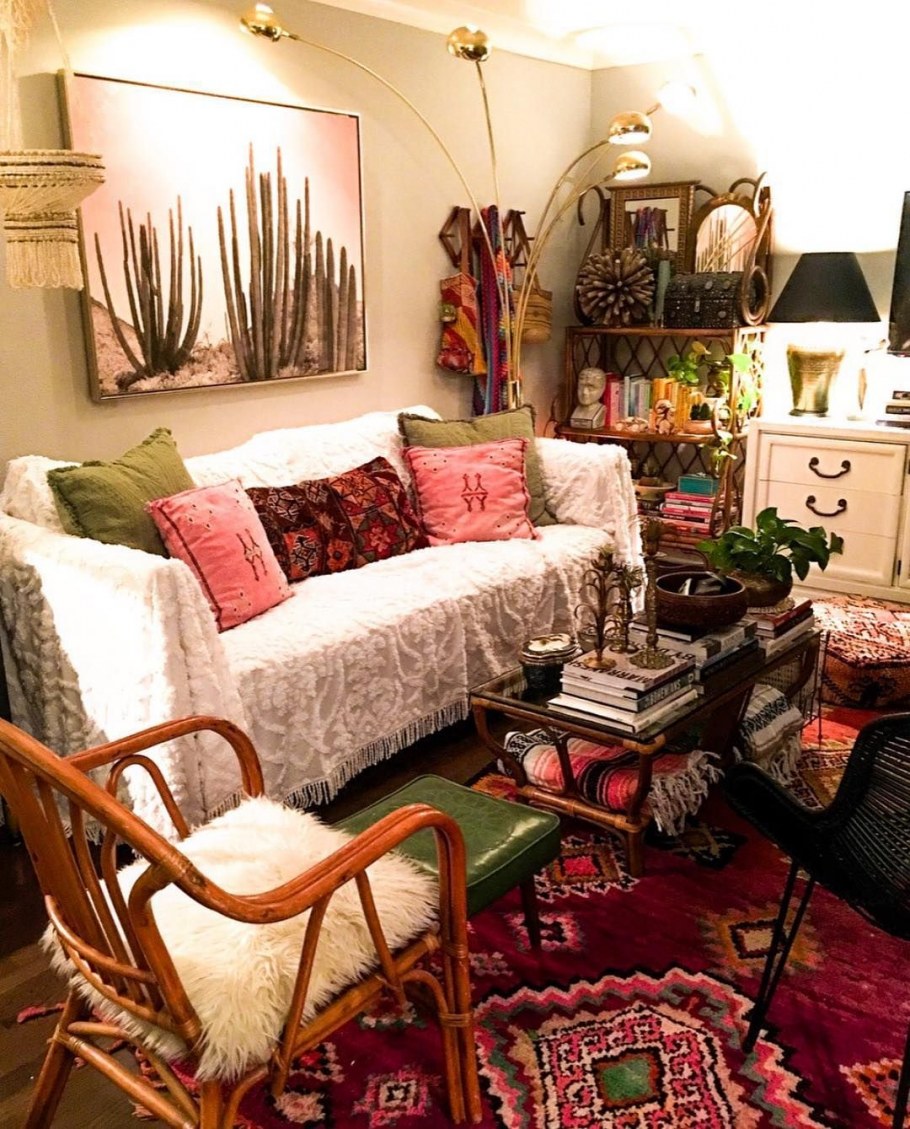 Гостиная бохо Шик