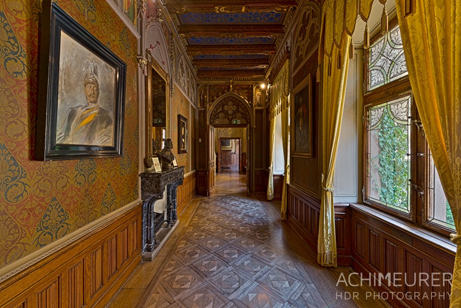 Hohenzollern Castle внутри