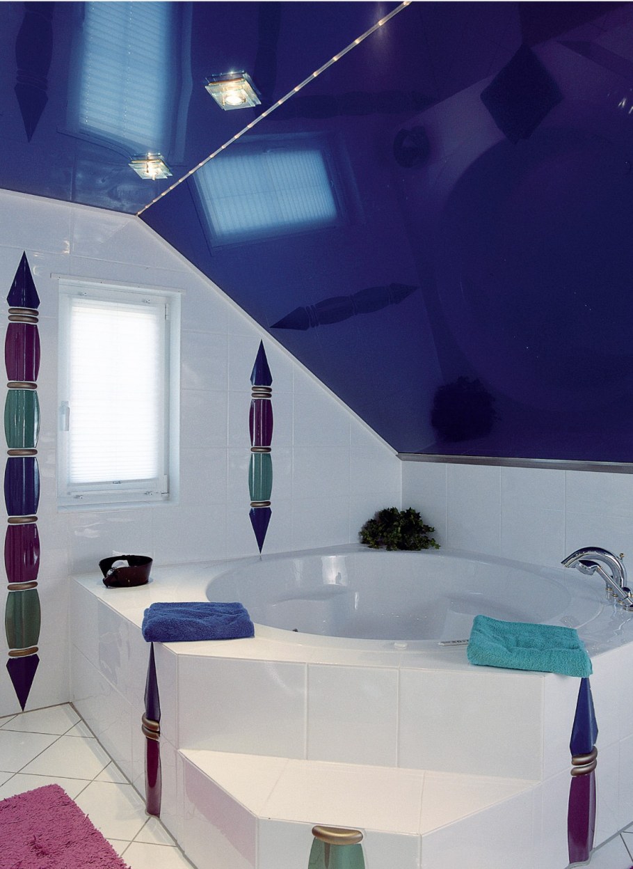 Натяжные потолки в мансардных комнатах