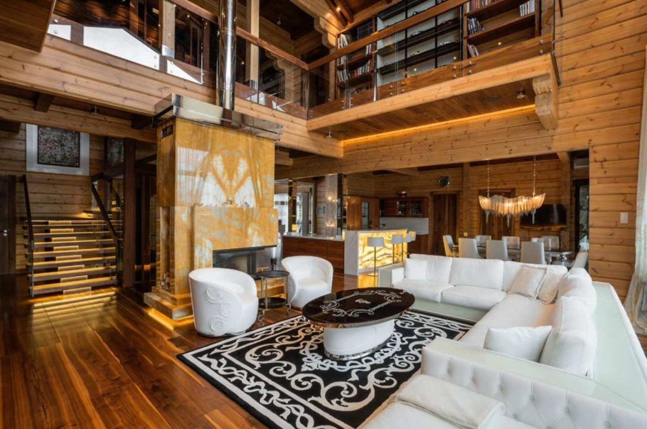 Гостиная в стиле Шале с камином