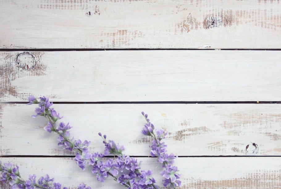 Современные обои для спальни